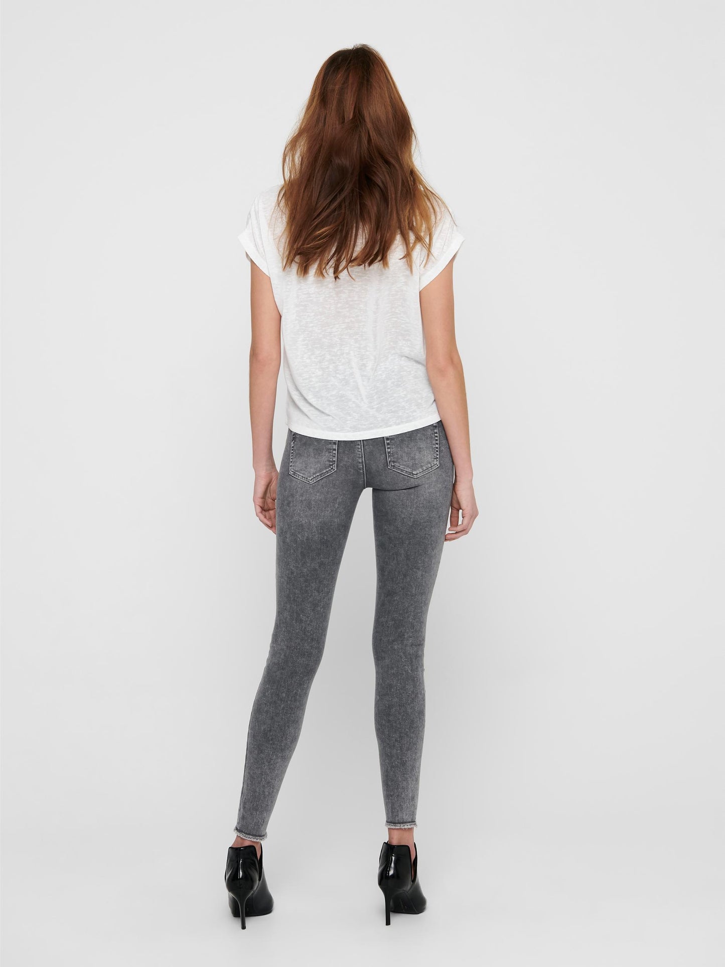 ONLLULA S/S O-NECK TOP NOOS