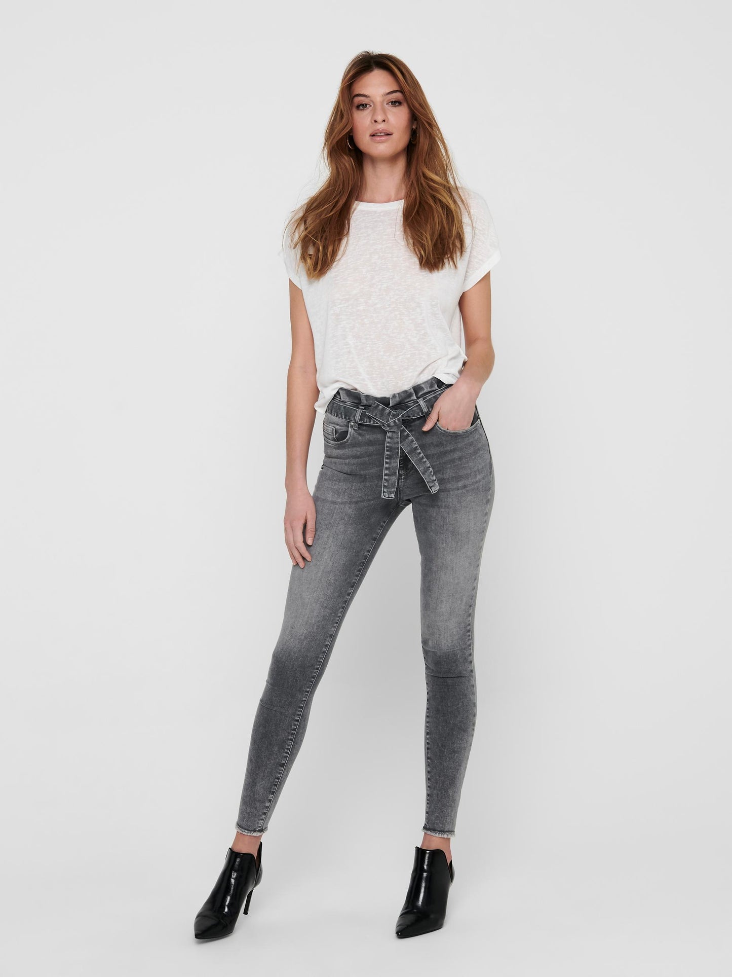 ONLLULA S/S O-NECK TOP NOOS