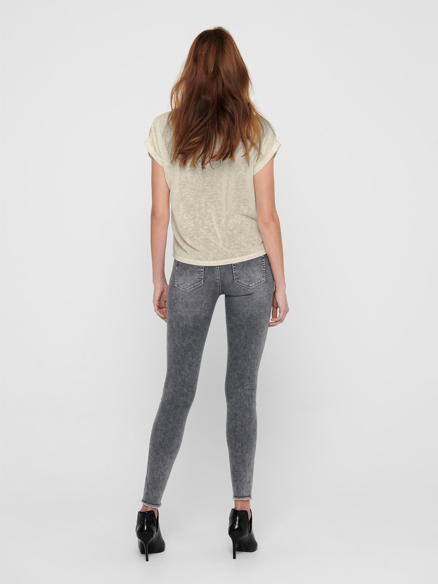 ONLLULA S/S O-NECK TOP NOOS