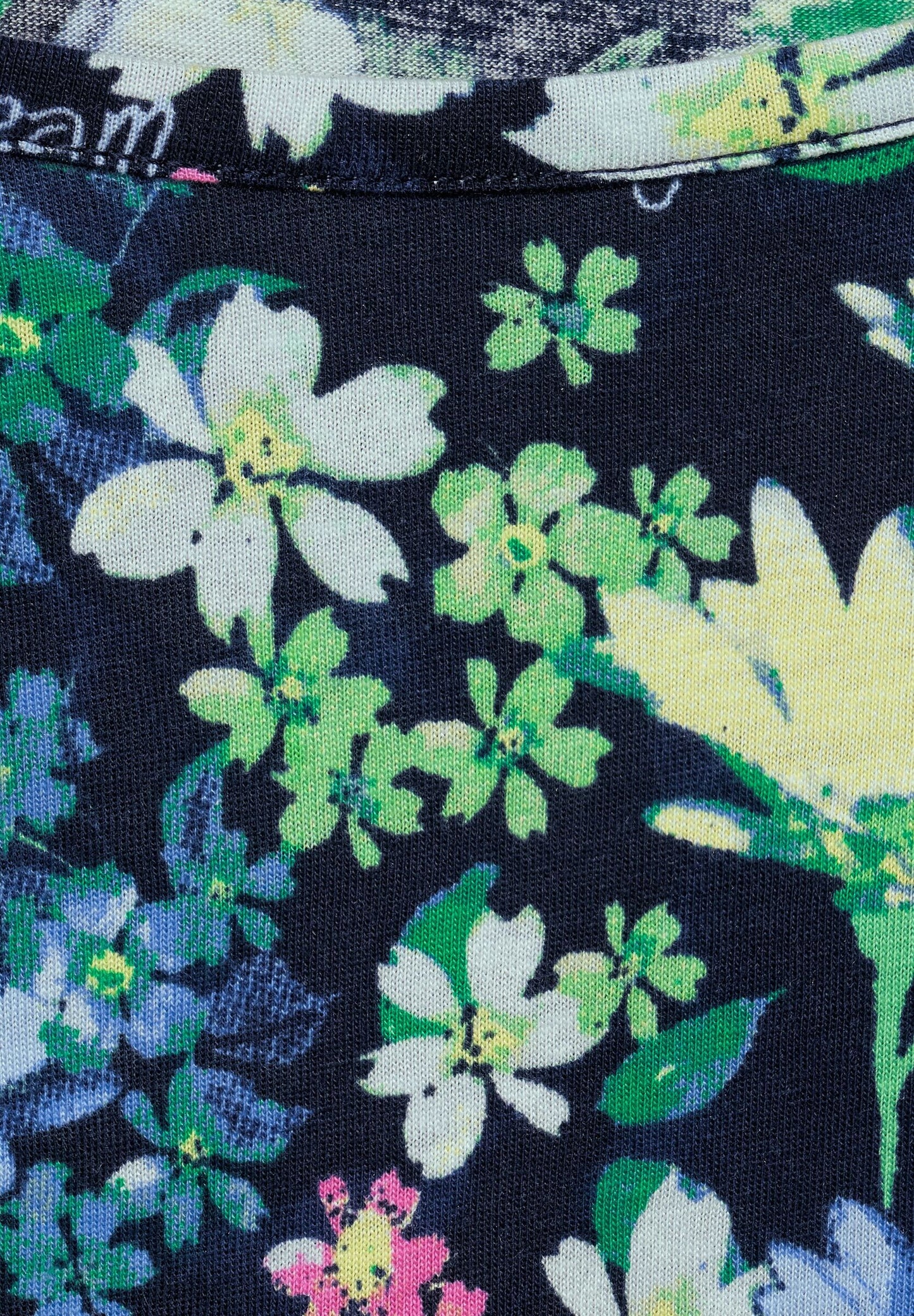 T-Shirt mit Blumenmuster