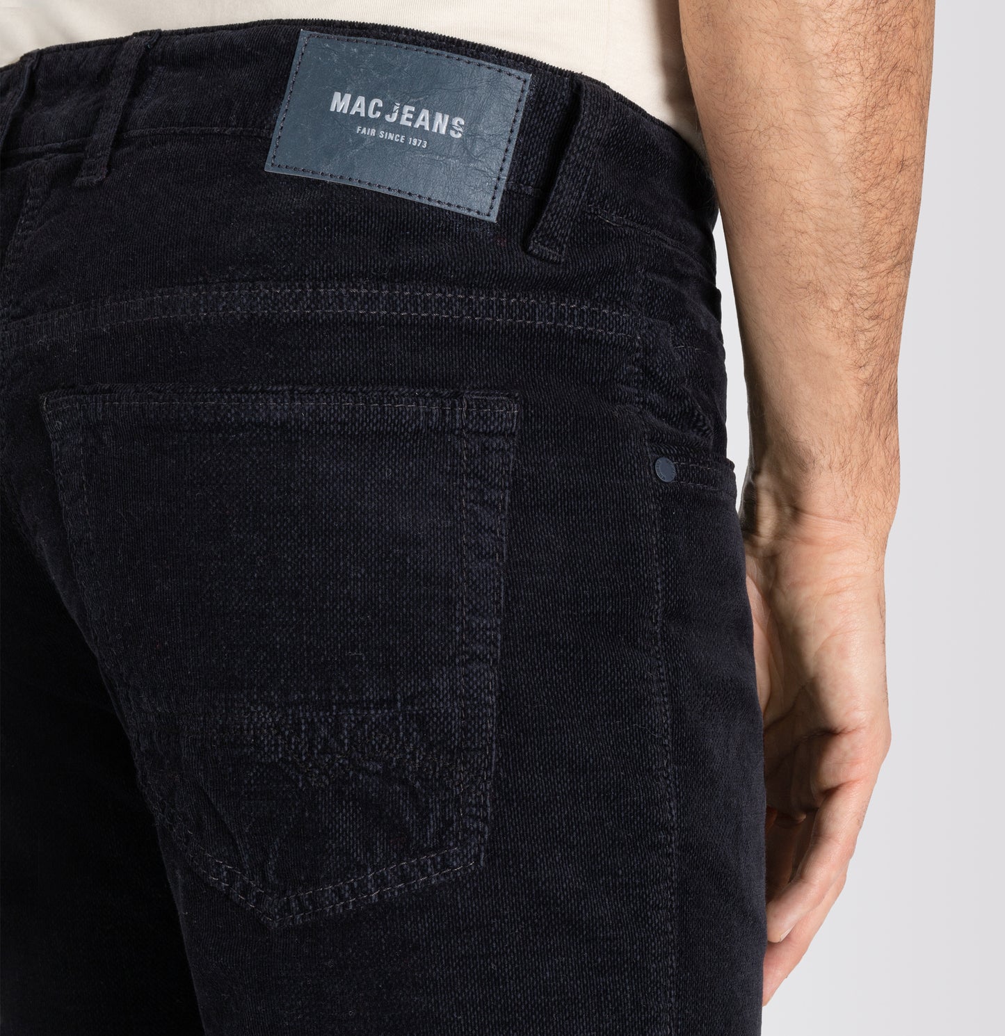 MAC JEANS - Arne Pipe, Needle Corduroy