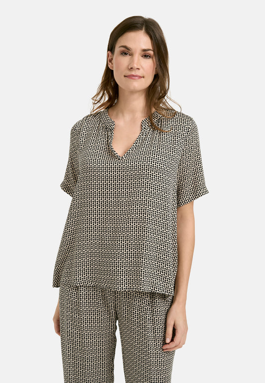 Half Slv V-neck Blouse